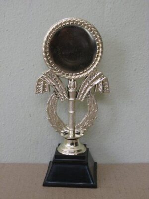 3OH 17CM PLASTIC BASE